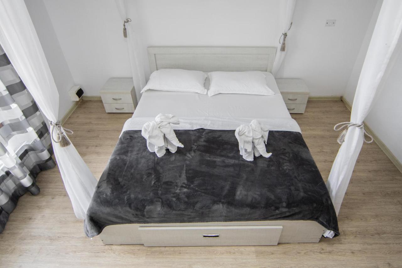 Casa Arcadia 1 Piscina,Jacuzzi, Sauna Buzău Eksteriør bilde
