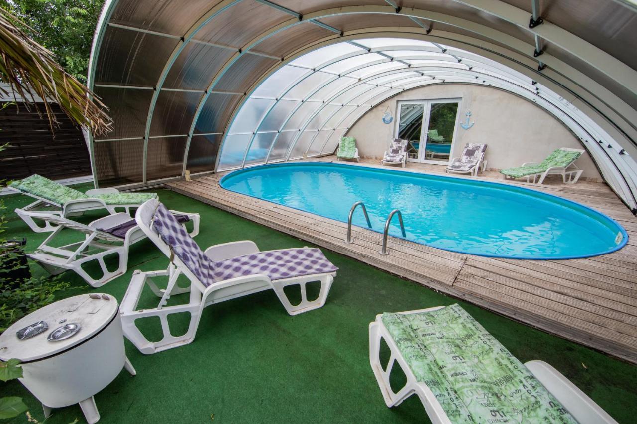 Casa Arcadia 1 Piscina,Jacuzzi, Sauna Buzău Eksteriør bilde